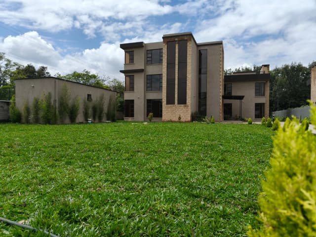 5 Bedroom Villa for sale in Karen, Langata_0