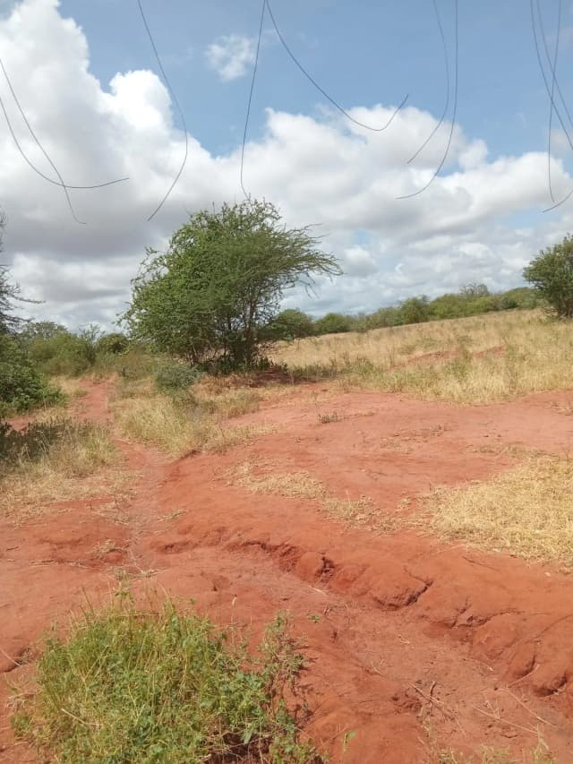 1100 Acres of Land For Sale in Makueni_0