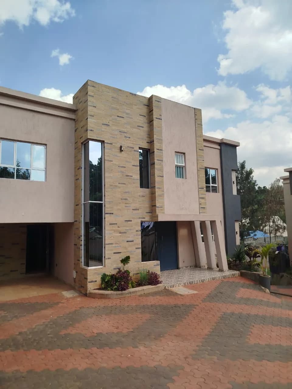 4 Bedroom Maisonette For Rent in Mushroom Estate, Kiambu_0