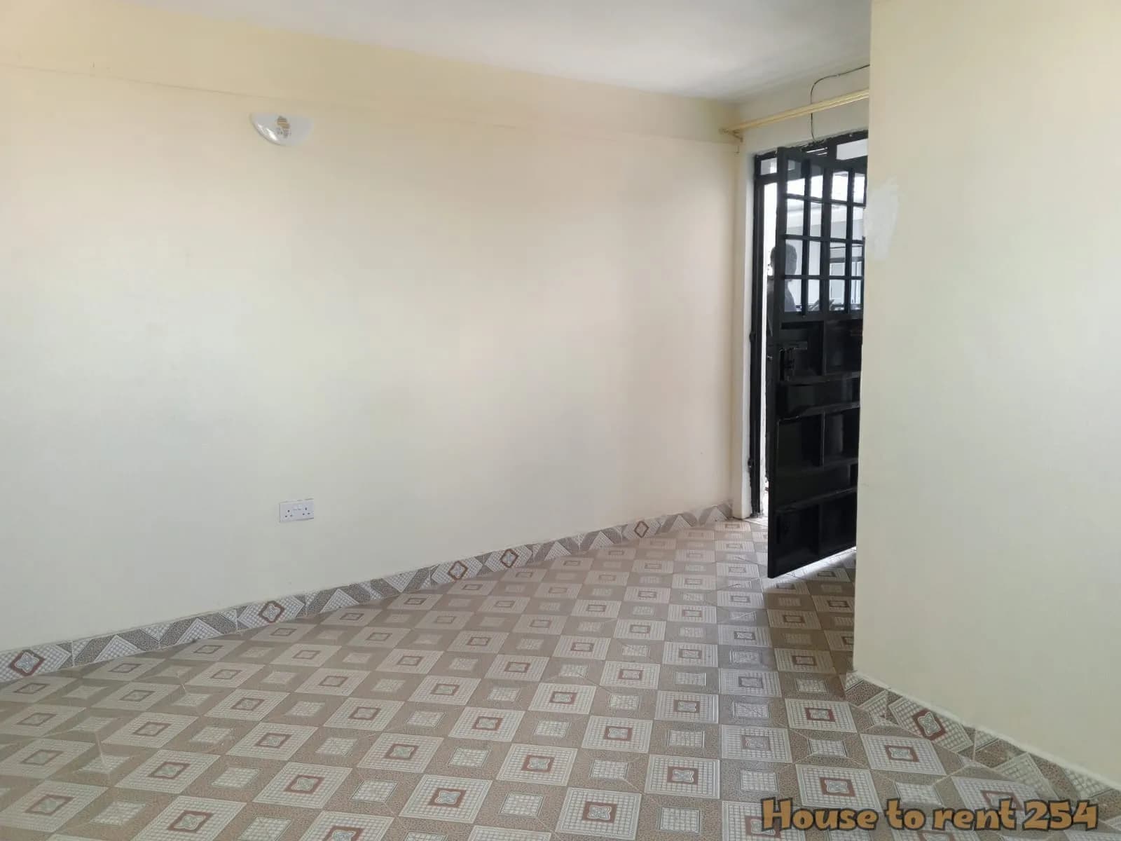 1 Bedroom Apartment For Rent along Waiyaki way, Uthiru_0