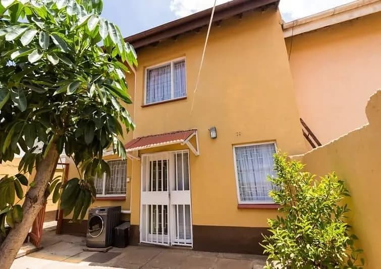 3 Bedroom Maisonette For Rent in Karen