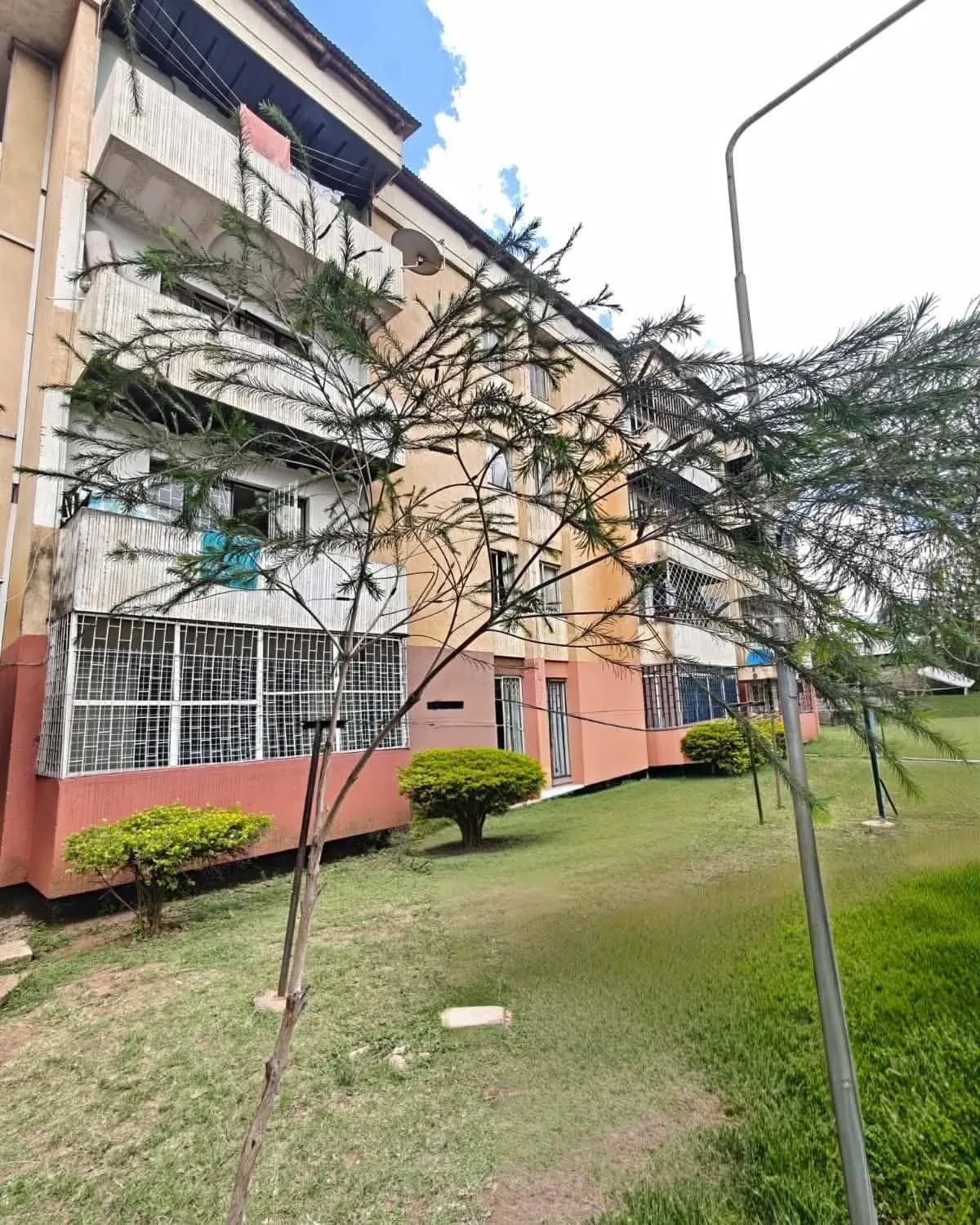 2 Bedroom Apartment/Flat For Sale in Makadara