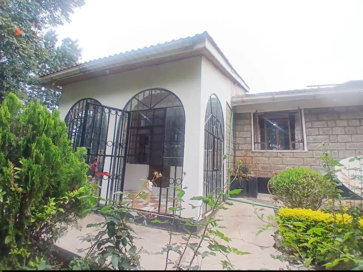 4 Bedroom Bungalow For Rent in Karen