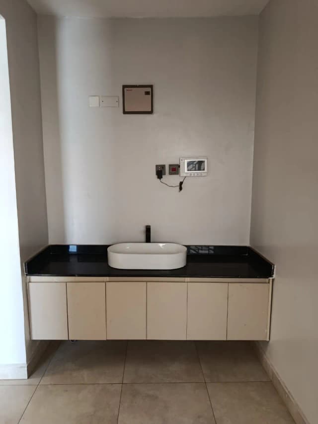 4 Bedroom mansion for sale in Membley Estate, Ruiru_11