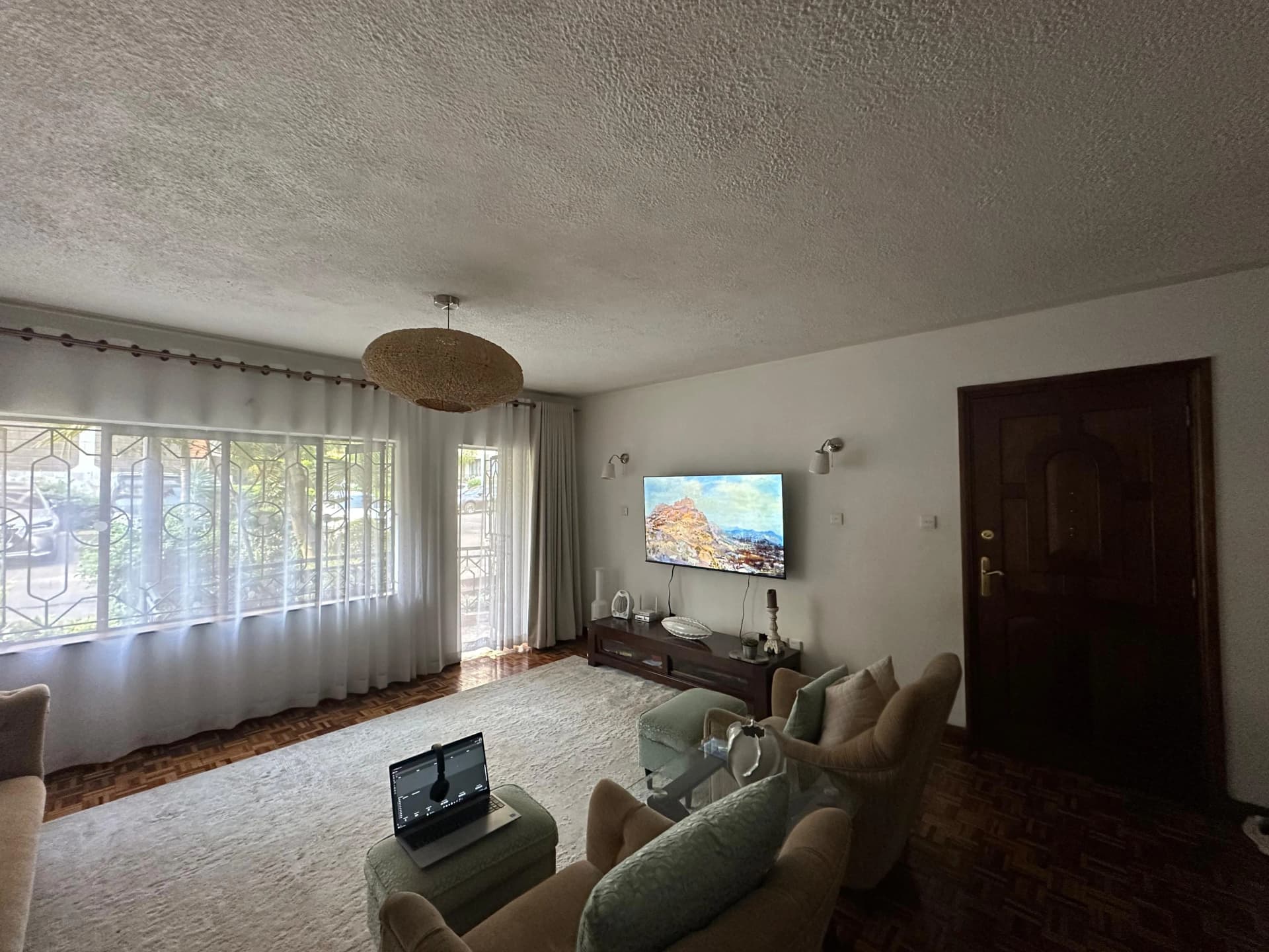 3 Bedroom Serviced Apartment for Rent in Riverside, Westlands_1