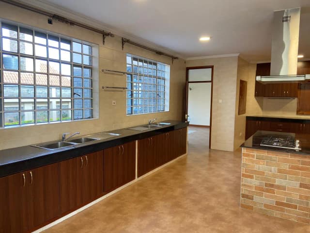 6 Bedrooms Double Storey for sale in Runda, Westlands_2