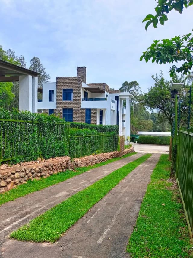 6 Bedroom Villa for sale in Karen, Nairobi_1