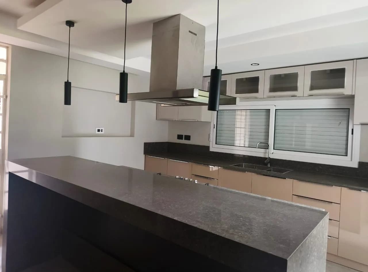 4 Bedroom House for rent in Westlands_2