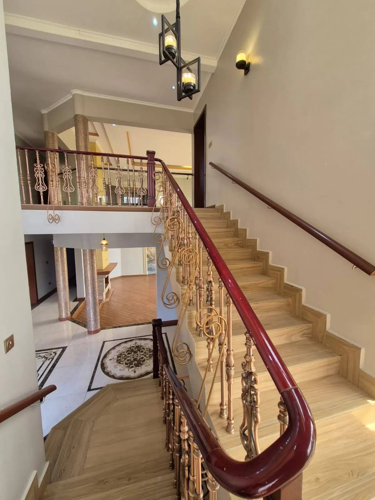 6 Bedroom Maisonette For Rent in Kiambu Road, Kiambu_1