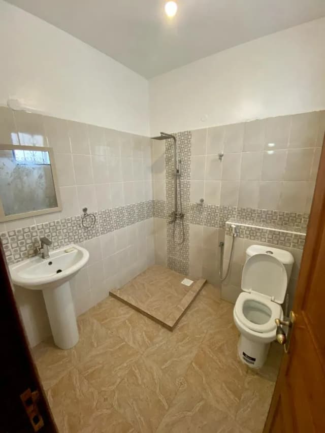 3 Bedroom Apartment For Rent in City Mall Nyali Area, Nyali_9