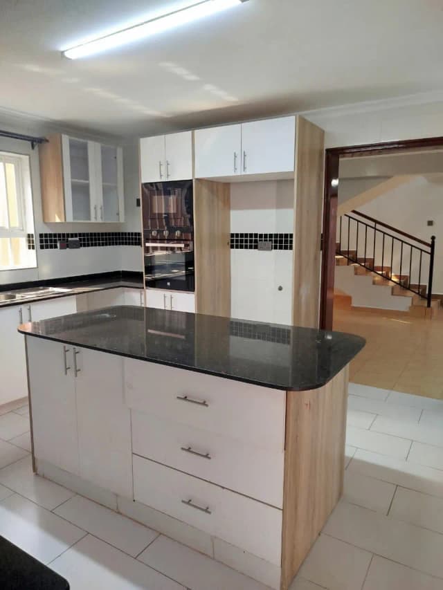 4 Bedroom Maisonette For Rent in Mushroom Estate, Kiambu_2