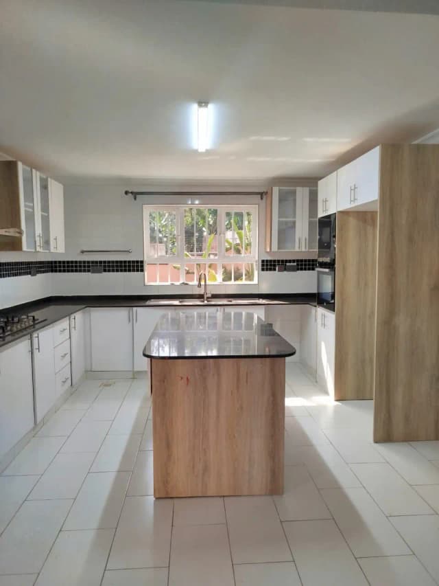 4 Bedroom Maisonette For Rent in Mushroom Estate, Kiambu_4