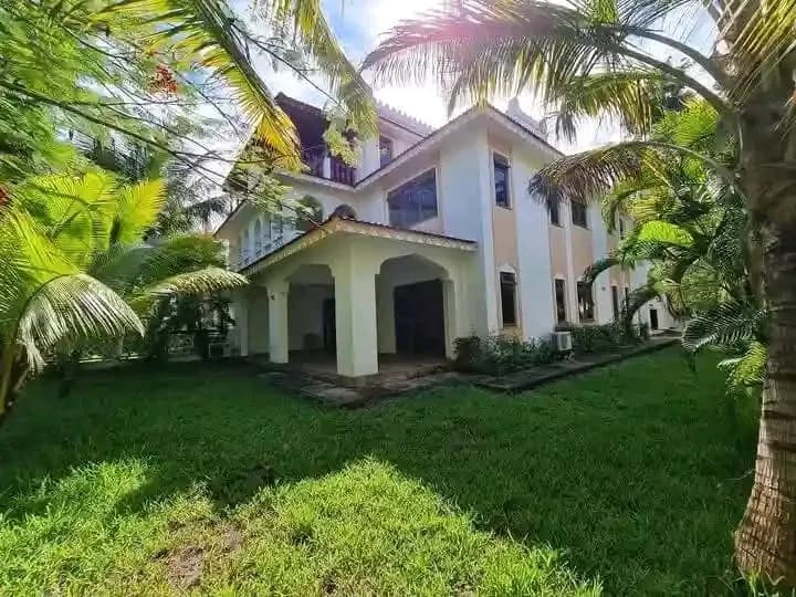 4 Bedroom Maisonette For Rent in Nyali, Mombasa_7