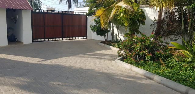 FULLY FURNISHED 1 BEDROOM APARTMENTS FOR RENT IN NYALI,MOMBASA_11