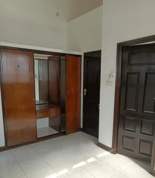 3 Bedroom Maste Ensuite Maisonette For Rent in SHANZU_9