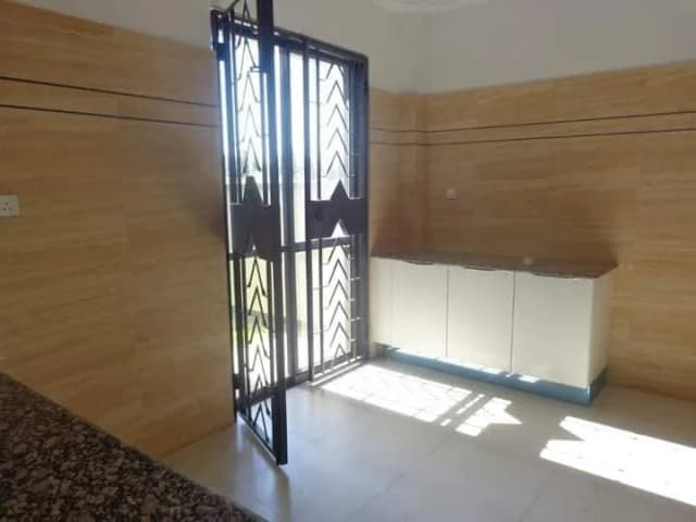 Modern and Spacious 4 Bedroom Maisonette For Rent in Nyali_4