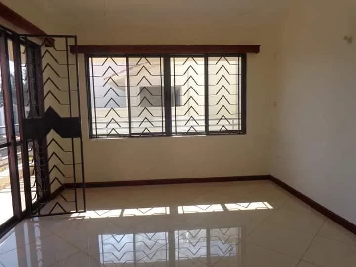 Modern and Spacious 4 Bedroom Maisonette For Rent in Nyali_8