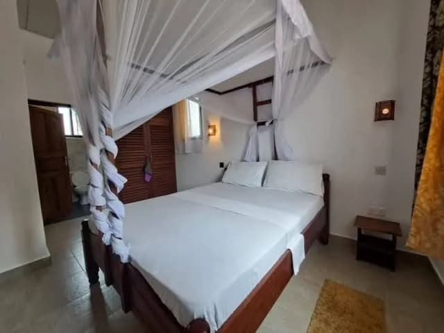 FULLY FURNISHED 1 BEDROOM APARTMENT  FOR RENT IN DIANI,UKUNDA,SOUTHCOAST_4