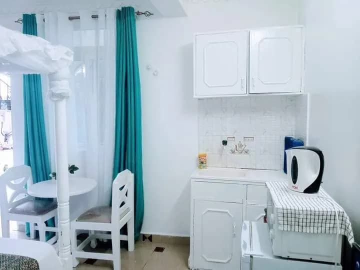 FULLY FURNISHED STUDIOS  AIRBNB/ SHORT RENTALS APARTMENTS IN NYALI,MOMBASA_6