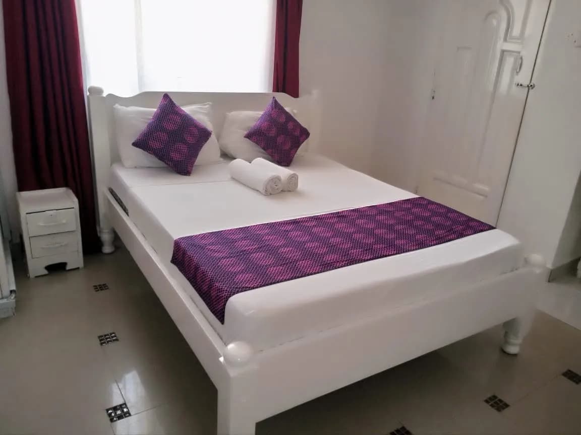 FULLY FURNISHED STUDIOS  AIRBNB/ SHORT RENTALS APARTMENTS IN NYALI,MOMBASA_9