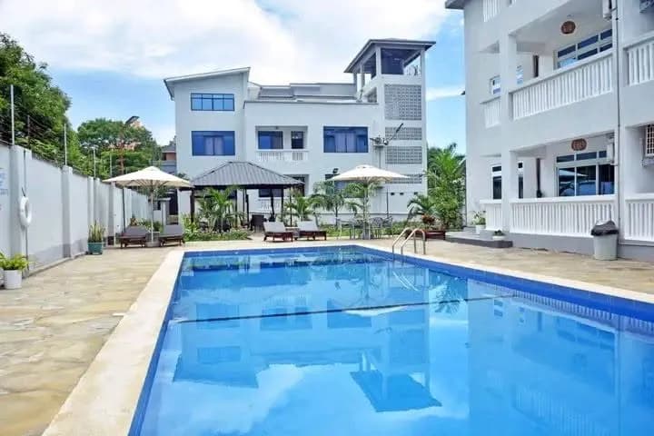 FULY FURNISHED STDIO AIRBNB APARTMENT IN DIANI,SOUTHCOAST_9