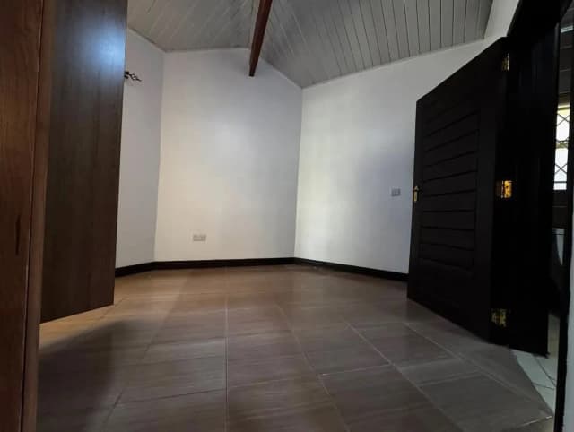 3 Bedroom Cottage For Rent in Nairobi_3