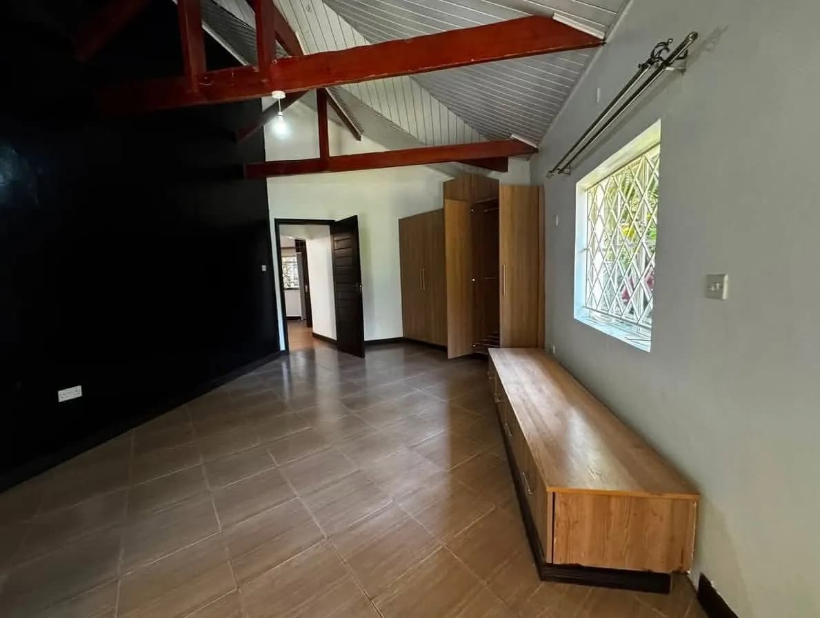 3 Bedroom Cottage For Rent in Nairobi_4