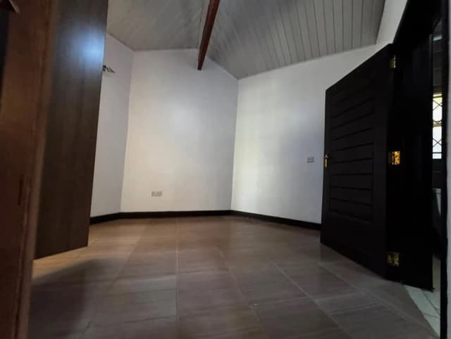 3 Bedroom Cottage For Rent in Nairobi_6