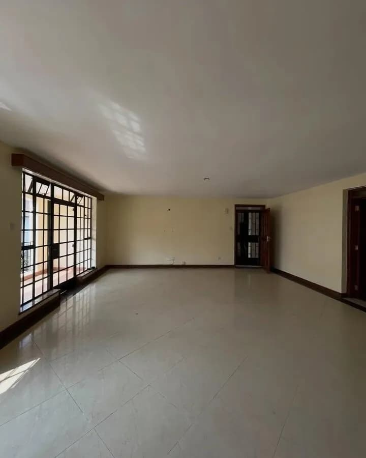 3 Bedroom Apartment/Flat For Rent in LAVINGTON_4