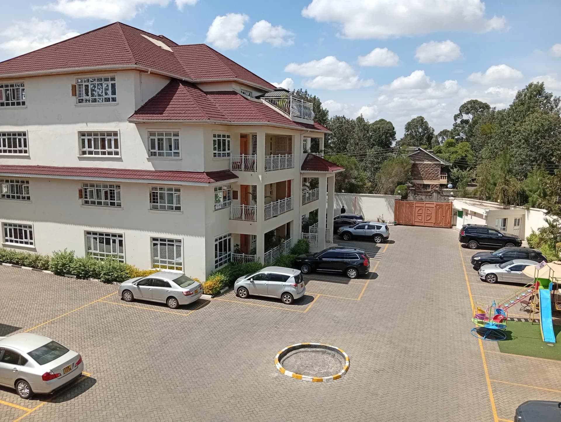 3 Bedroom Apartment/Flat For Rent in Karen_3