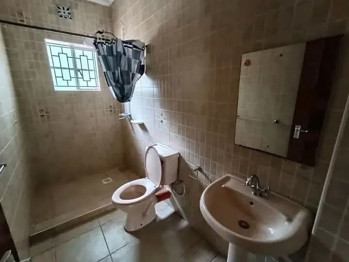 2 Bedroom Cottage For Rent in Karen_7