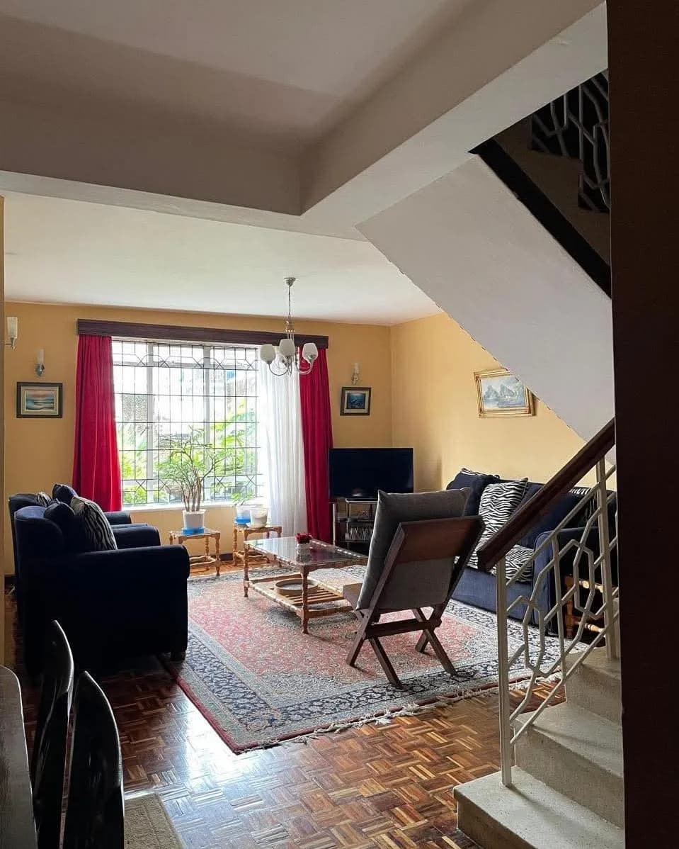 4 Bedroom Maisonette For Sale in South C_13