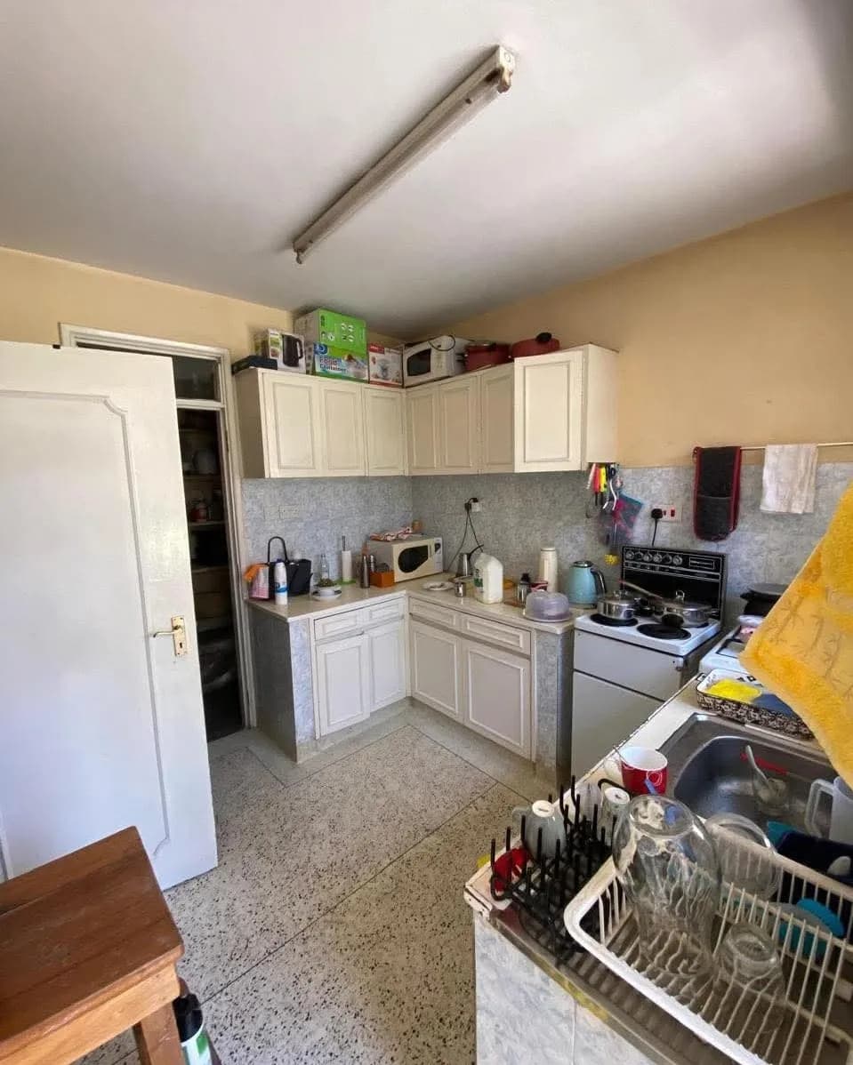 4 Bedroom Maisonette For Sale in South C_14