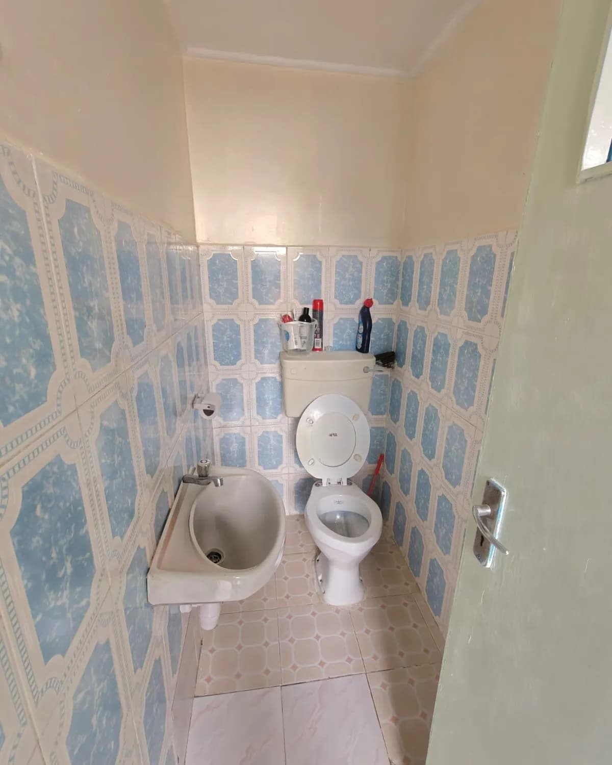 3 Bedroom Bungalow For Sale in Imara Daima_9