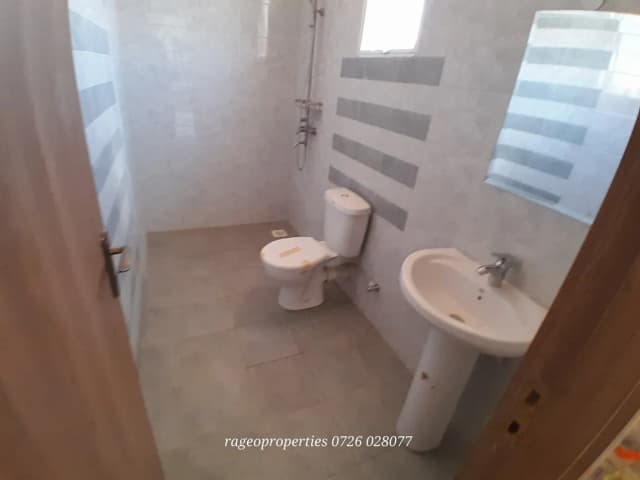 3 Bedroom Maisonette For Rent in Gataka Road_7