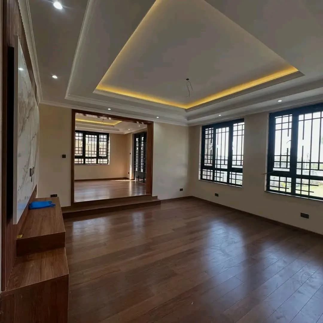 5 Bedroom Townhouse For Sale in Karen_3
