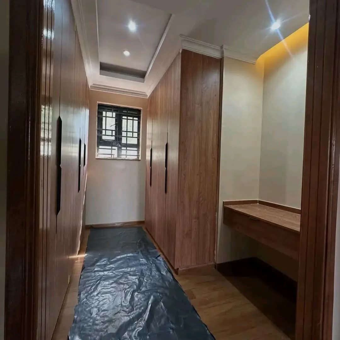 5 Bedroom Townhouse For Sale in Karen_10