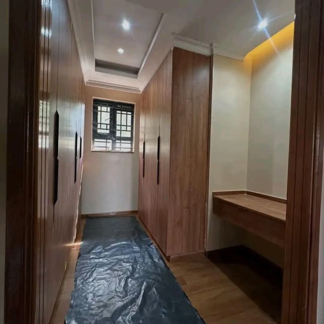 5 Bedroom Townhouse For Sale in Karen_10