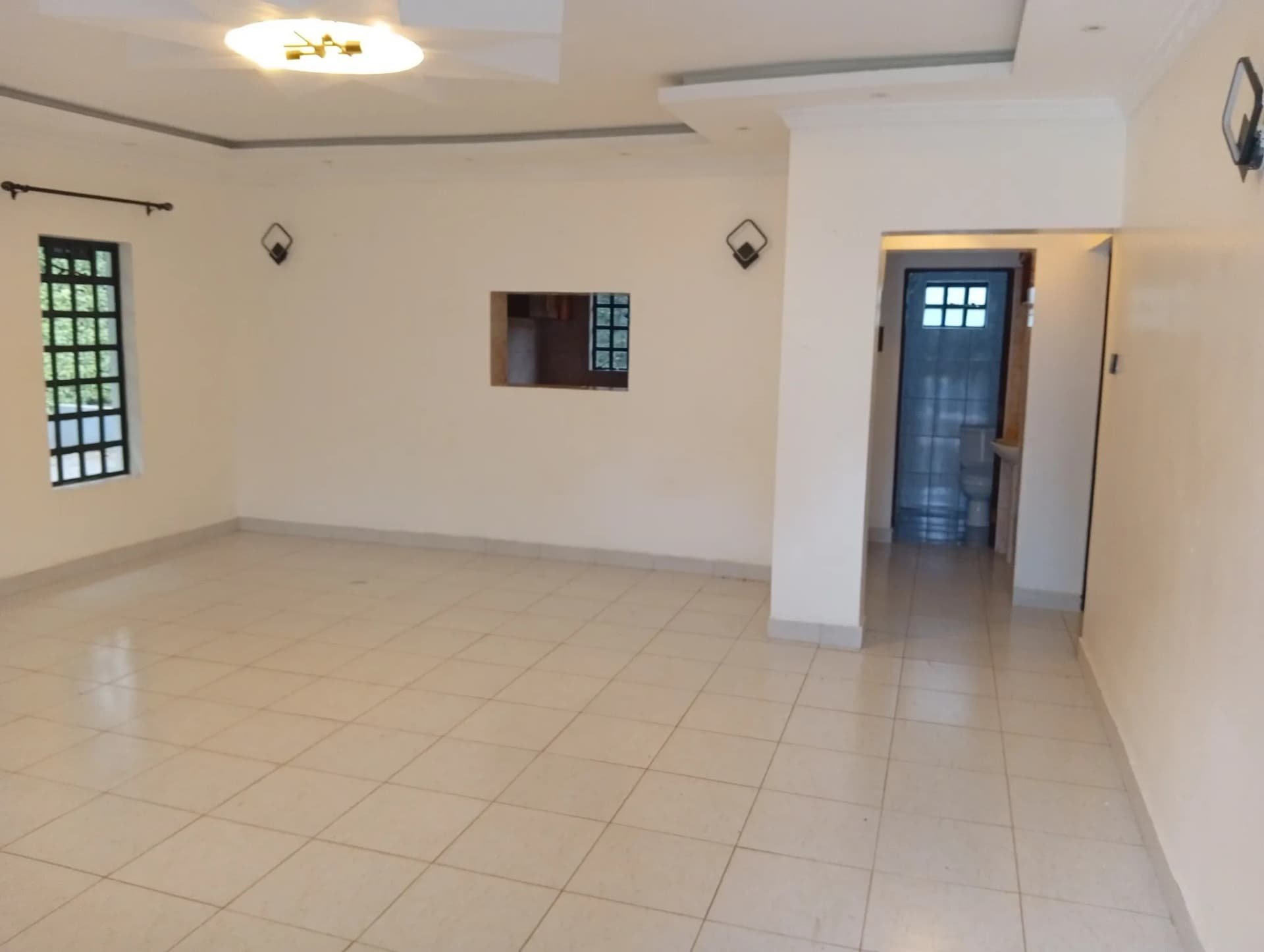 3 Bedroom Bungalow For Rent in Kerarapon_3