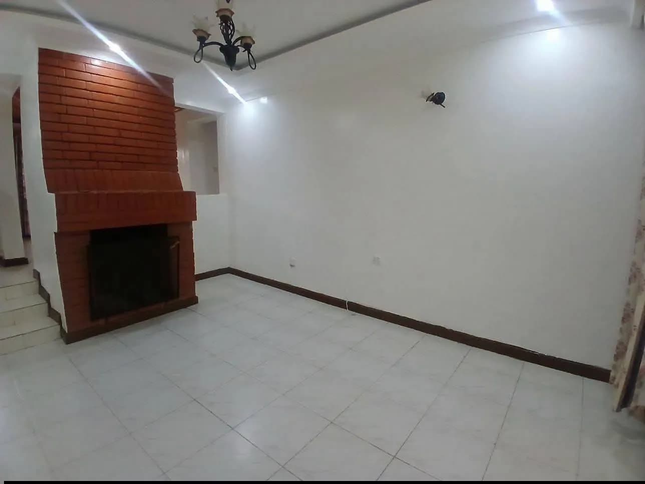 4 Bedroom Bungalow For Rent in Karen_4