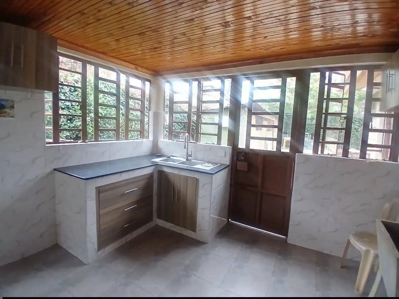 4 Bedroom Bungalow For Rent in Karen_5