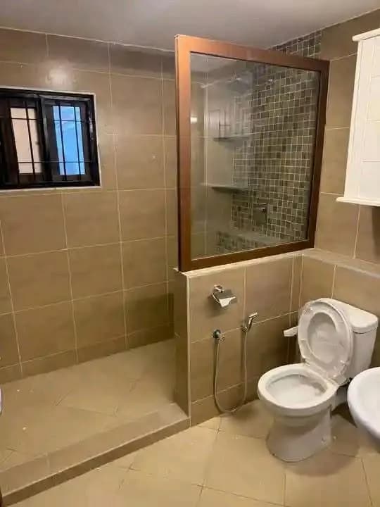 6 Bedroom Townhouse For Rent in Nyali_8