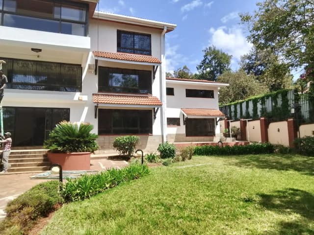 5 Bedroom House for rent in Westlands_0
