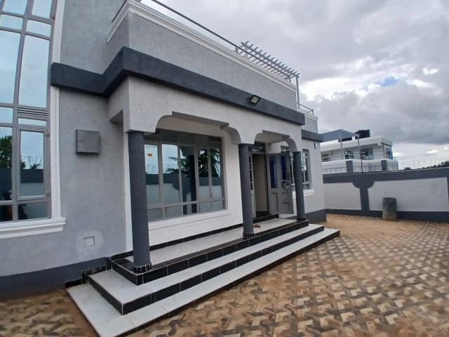 3 Bedroom House For Sale in Mugutha, Ruiru_0