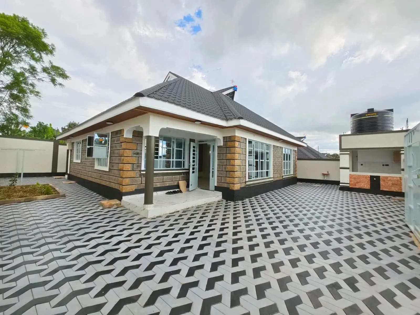 3 Bedroom Bungalow For Sale in Mugutha, Ruiru_0