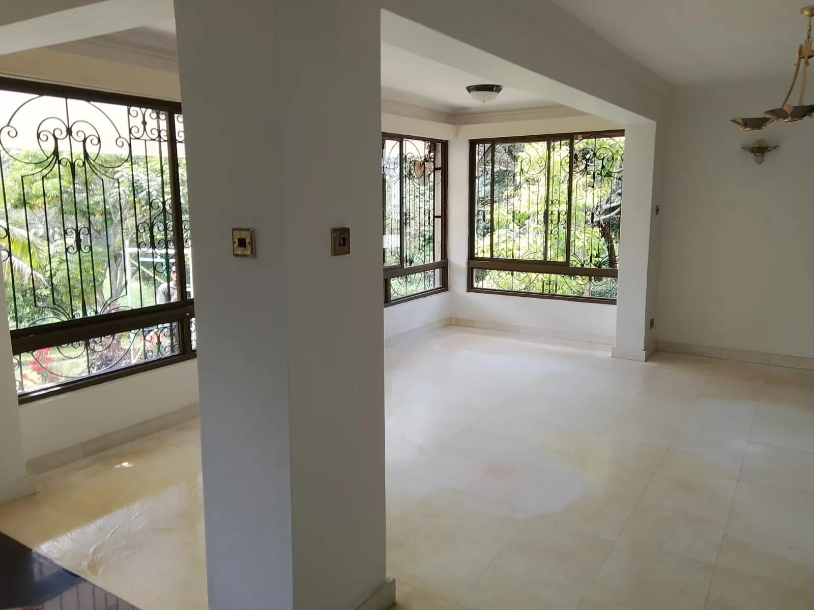 5 Bedroom House for rent in Westlands_10