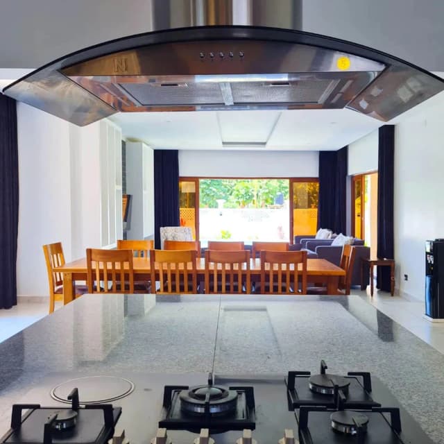 5 Bedroom Villa For Sale in Diani Beach, Ukunda_2