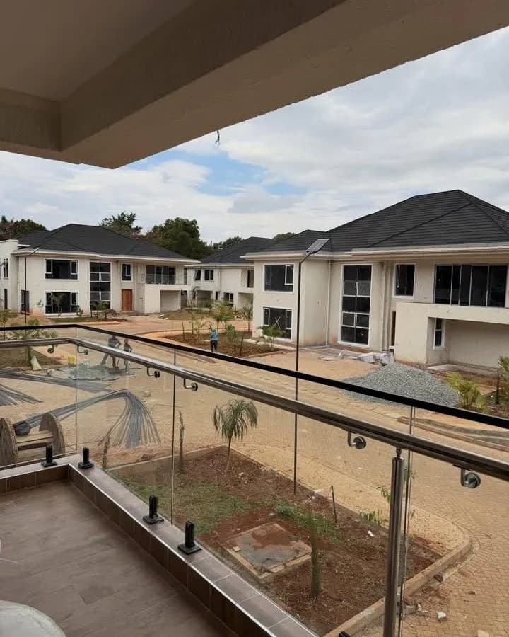 4 Bedroom Maisonette For Sale in Karen_2