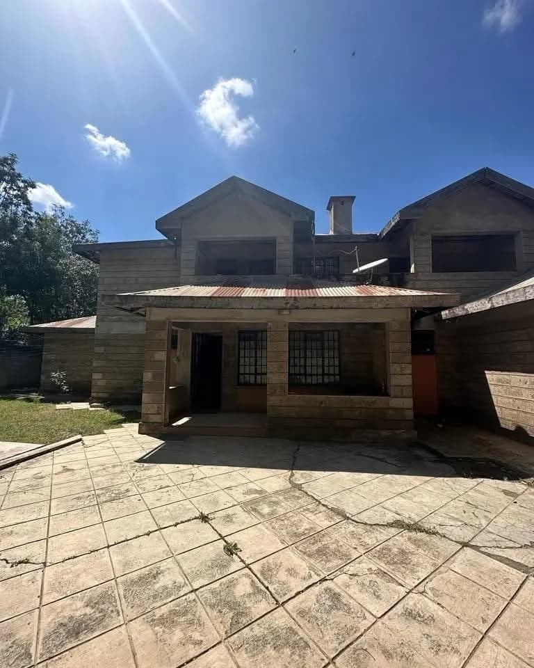 4 Bedroom Maisonette For Sale in Karen_5