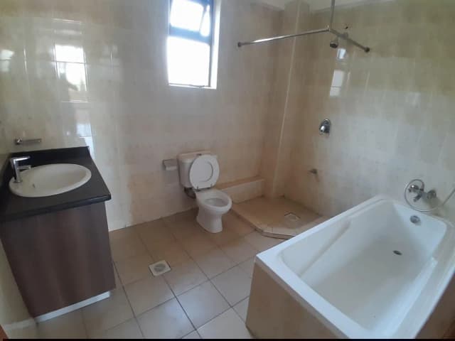 3 Bedroom Apartment/Flat For Rent in Upperhill_5